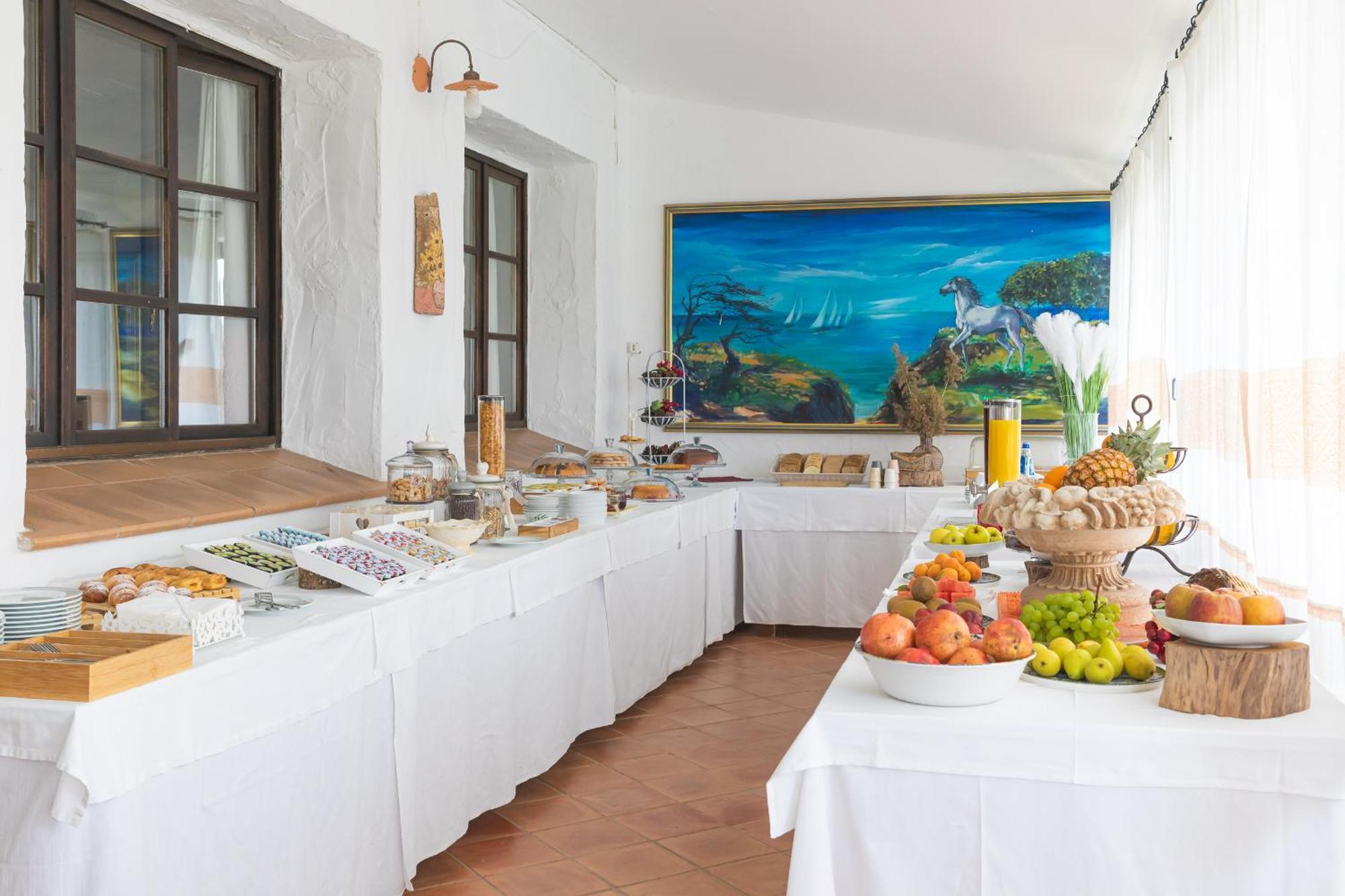 Hotel Ristorante S'Astore Benetutti Ngoại thất bức ảnh