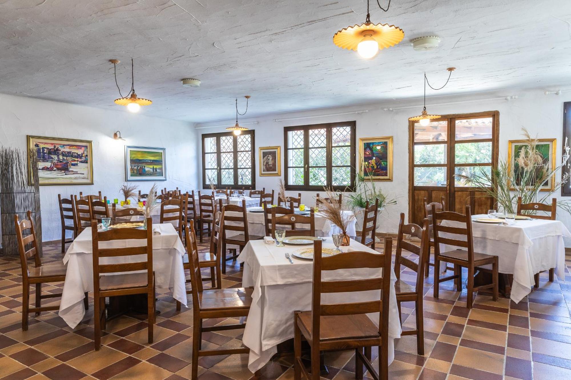 Hotel Ristorante S'Astore Benetutti Ngoại thất bức ảnh
