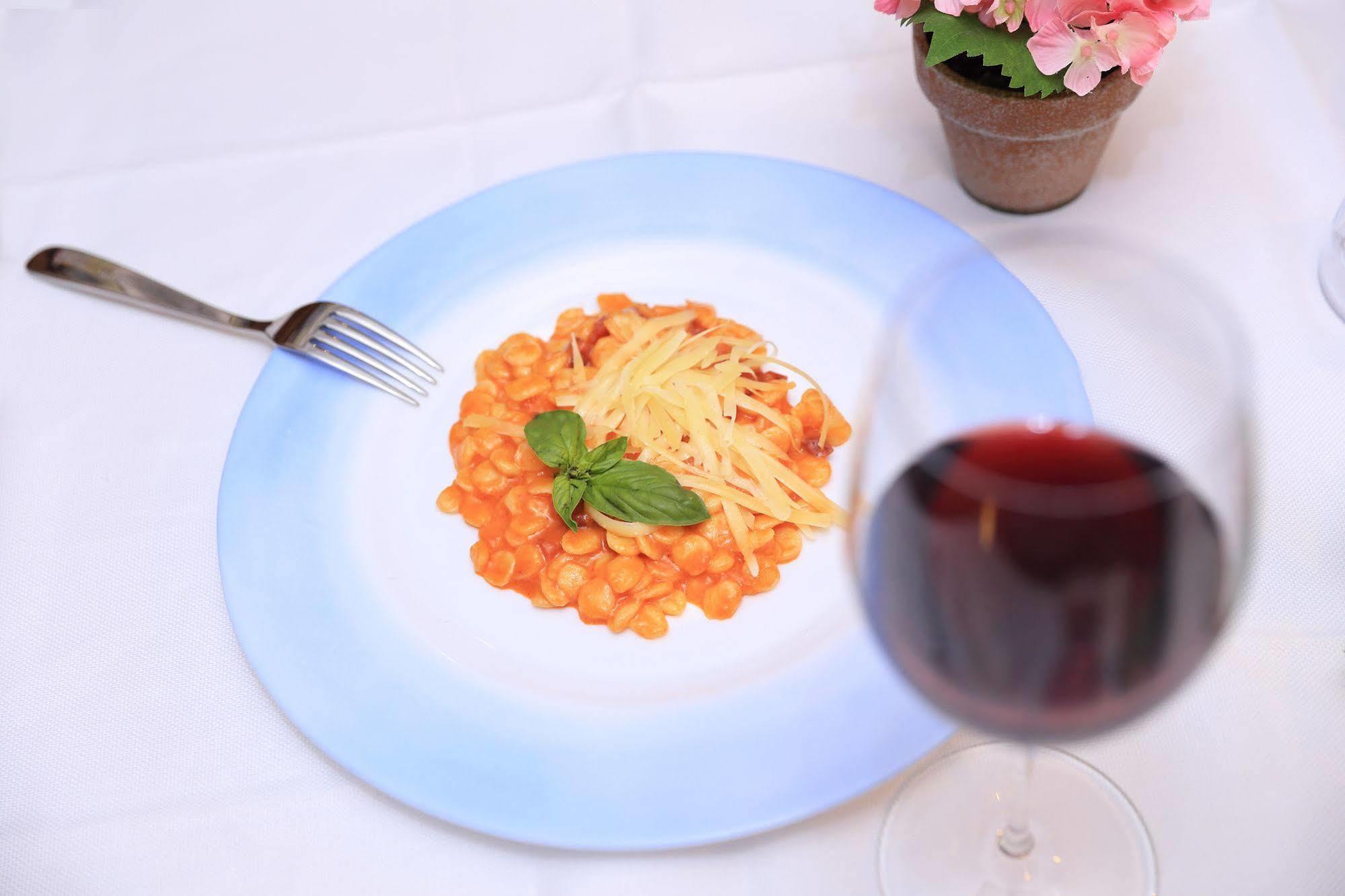 Hotel Ristorante S'Astore Benetutti Ngoại thất bức ảnh